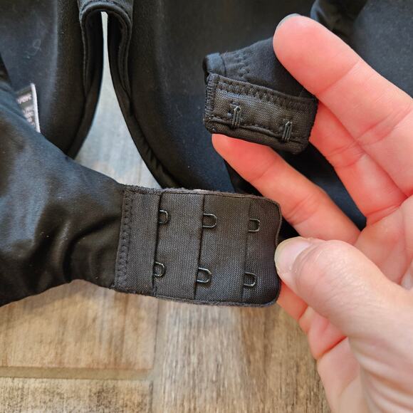 Victorias Secret Very Sexy Push Up Bra Women 34D Black Lace Underwire Date Night - Picture 8 of 10